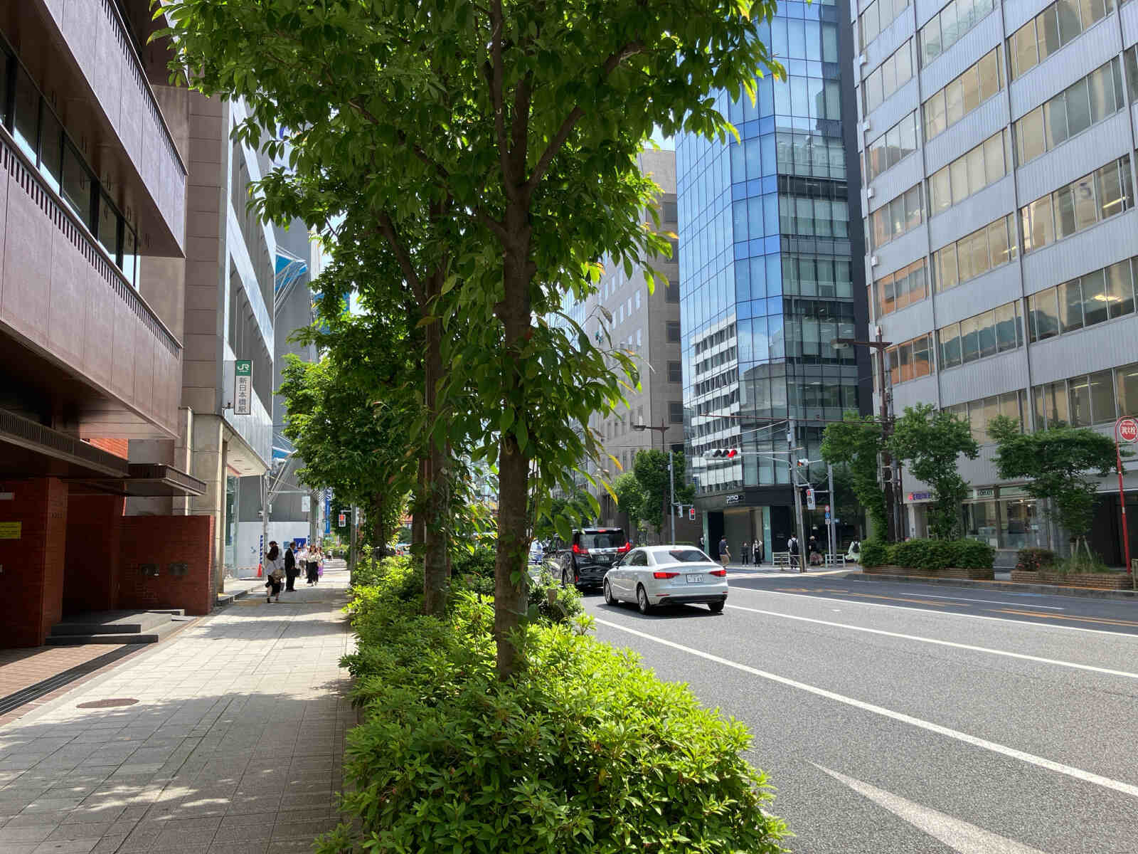 日本橋秋山ビル