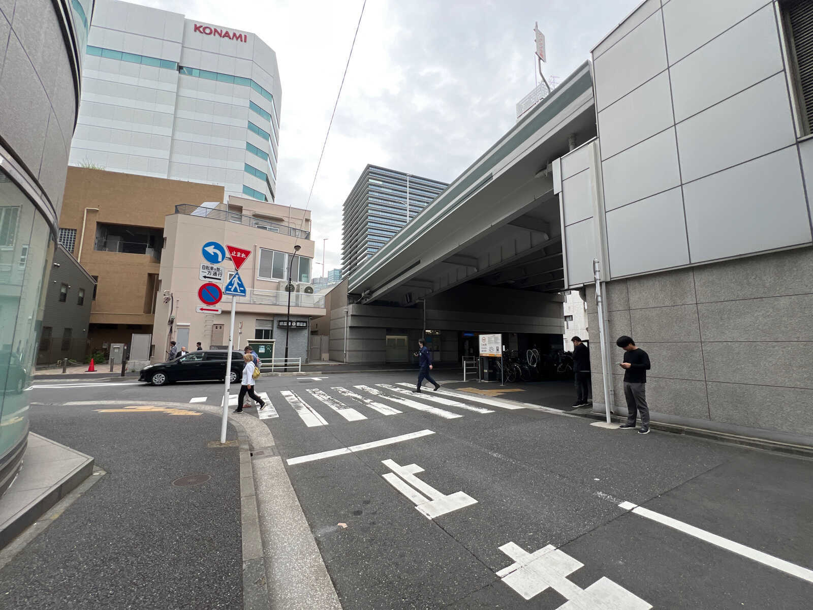 東貨ビル
