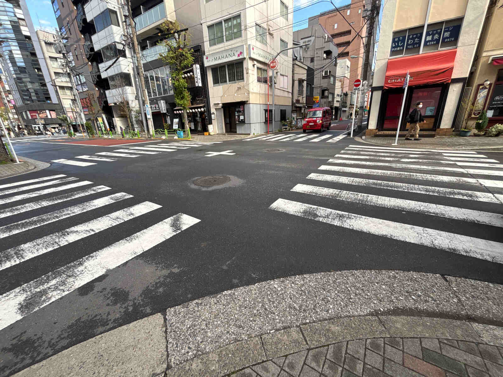 伊勢兼ビル