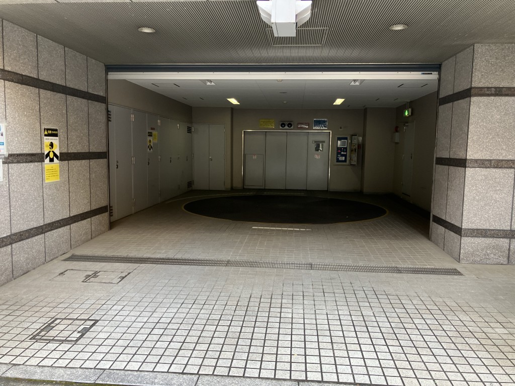 セルバ人形町