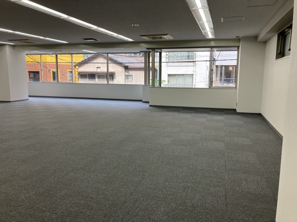 セルバ人形町
