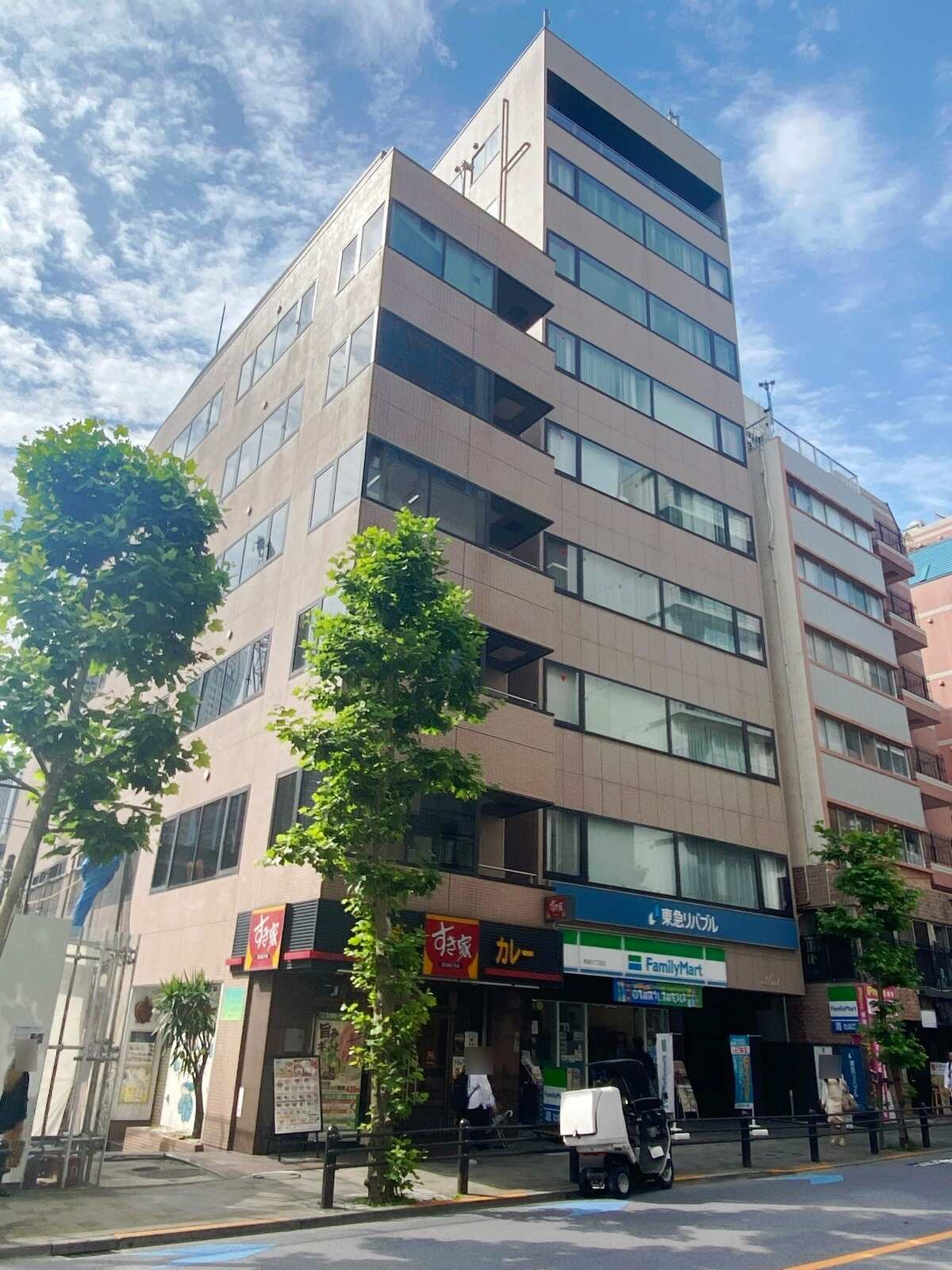 ＨＡＴビル