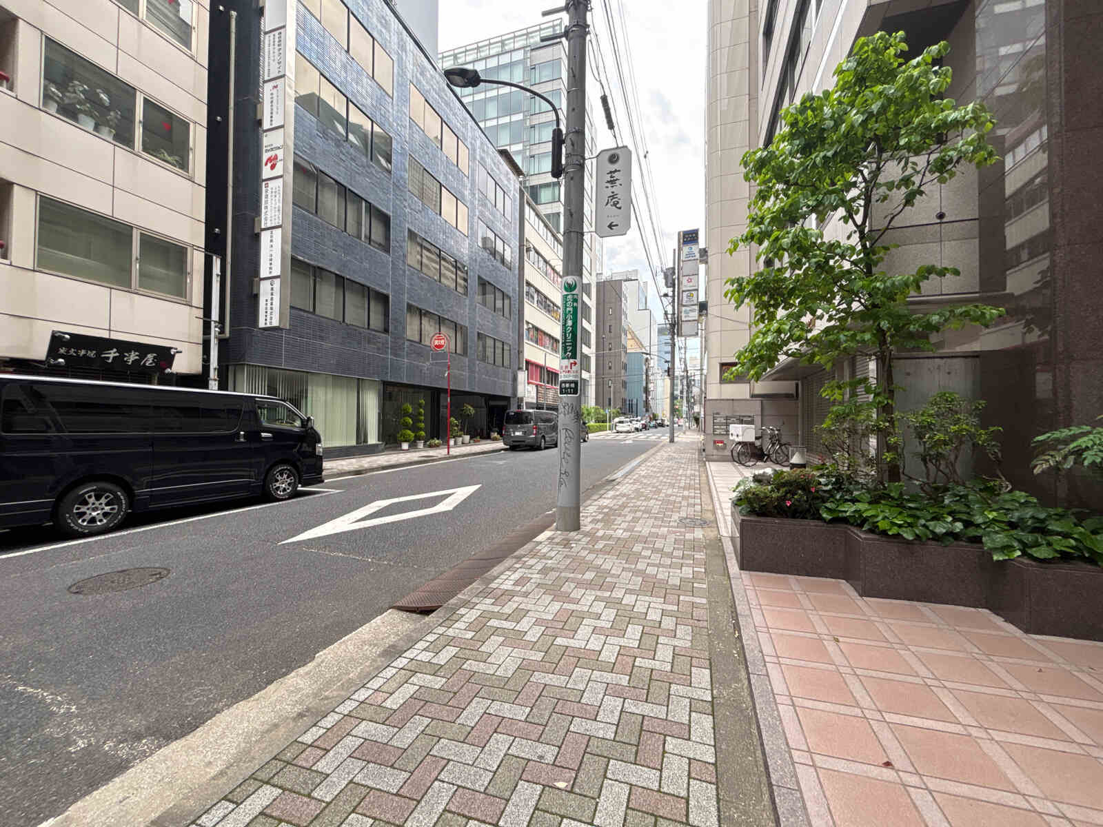 日土地西新橋ビル