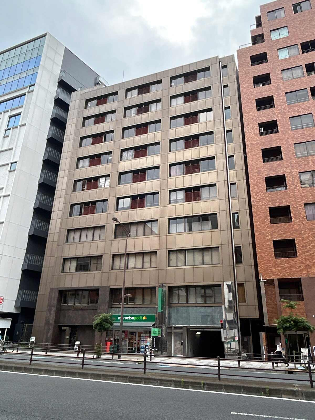 フロイントゥ三田ビル
