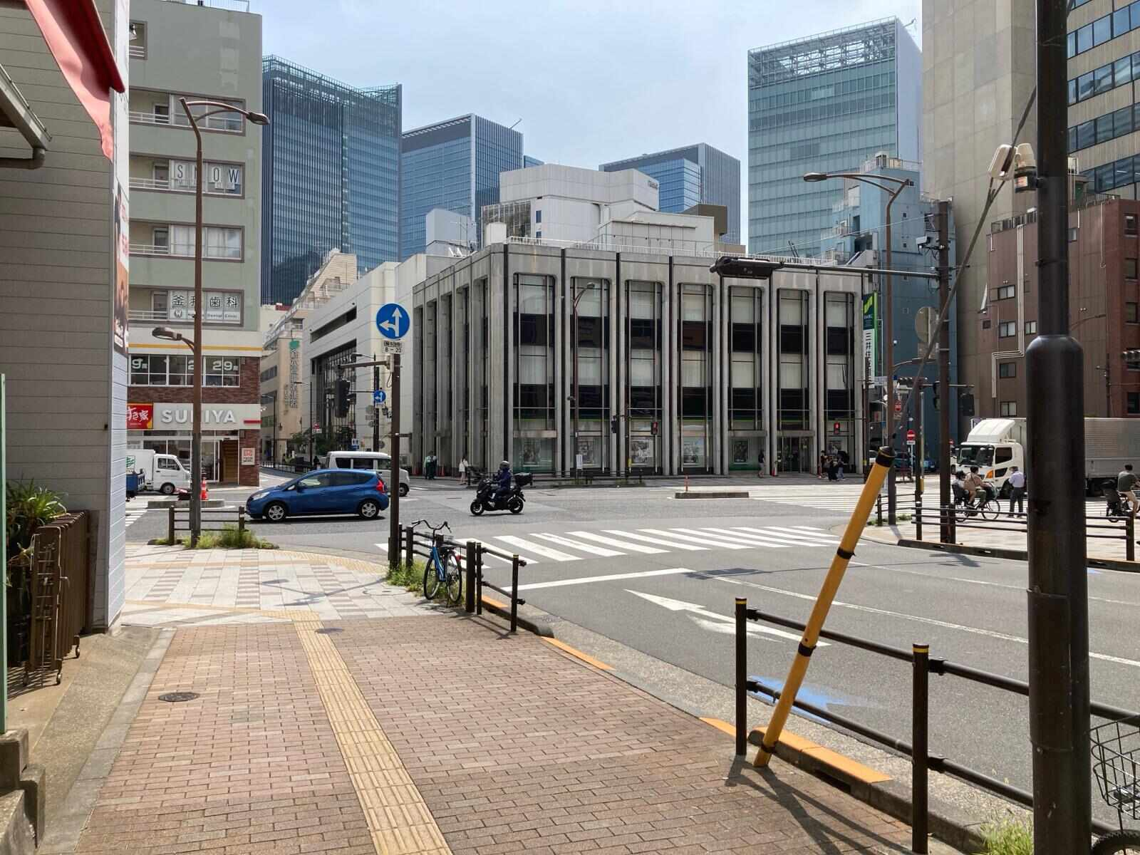 アクシオール三田ビル