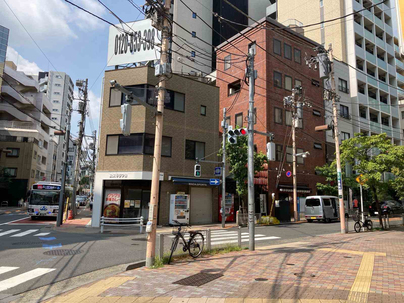 アクシオール三田ビル