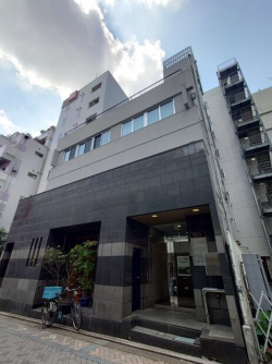 楽ビル