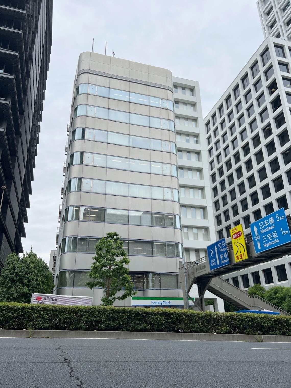 Ｋ－Ｆｒｏｎｔビル