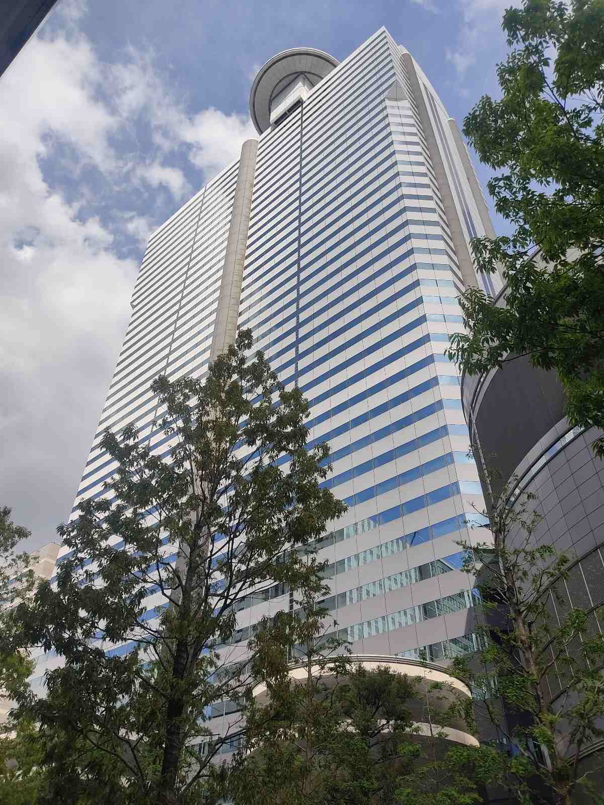 新宿アイランドタワー