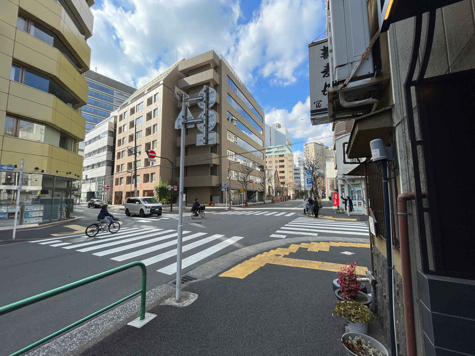 ILLUMIRISE神保町