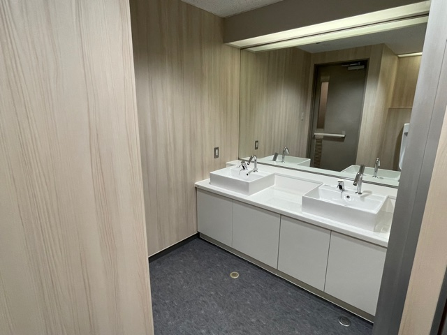 ３６山京ビル