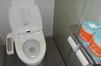 ジブラルタ生命原宿ビル