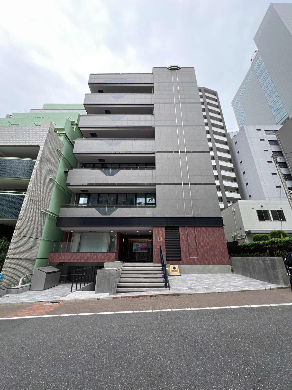 SOLIX SHIBUYA