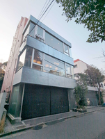 アカデミービル