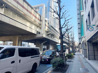 西新宿松屋ビル