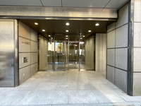 西新宿松屋ビル