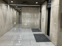 西新宿松屋ビル