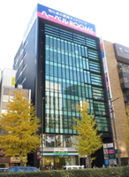 ラウンドクロス新宿ビル