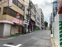 ツボヤビル