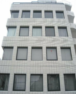 サンケエホワイトビル