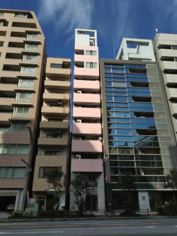 マーナマリー浅草雷門ビル