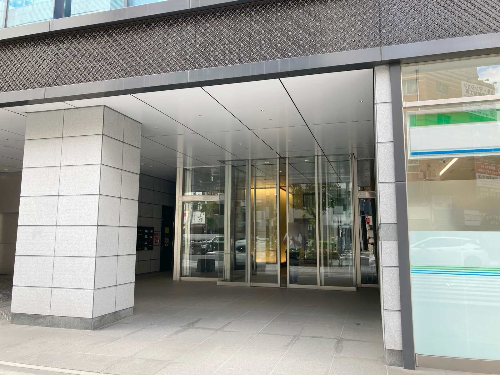 日本橋Ｆ ＢＵＳＩＮＥＳＳ ＣＵＢＥ