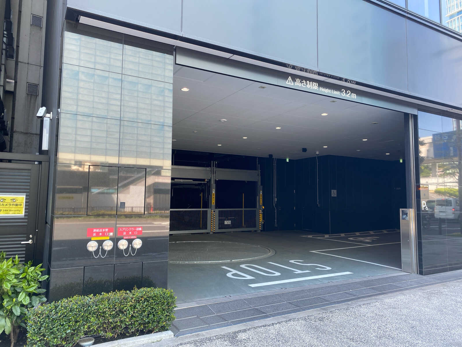ＢＩＺＣＯＲＥ赤坂見附