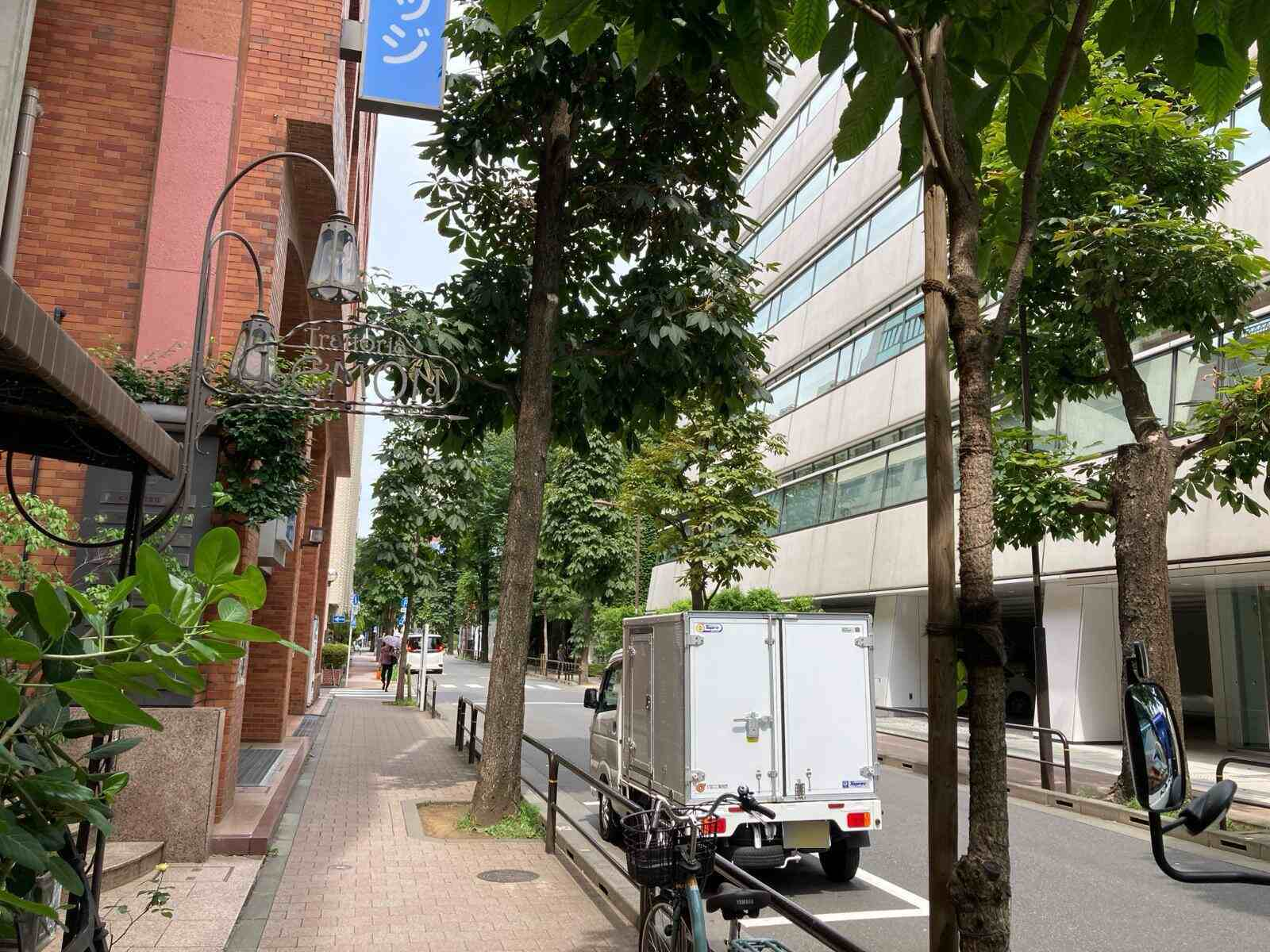 化学会館