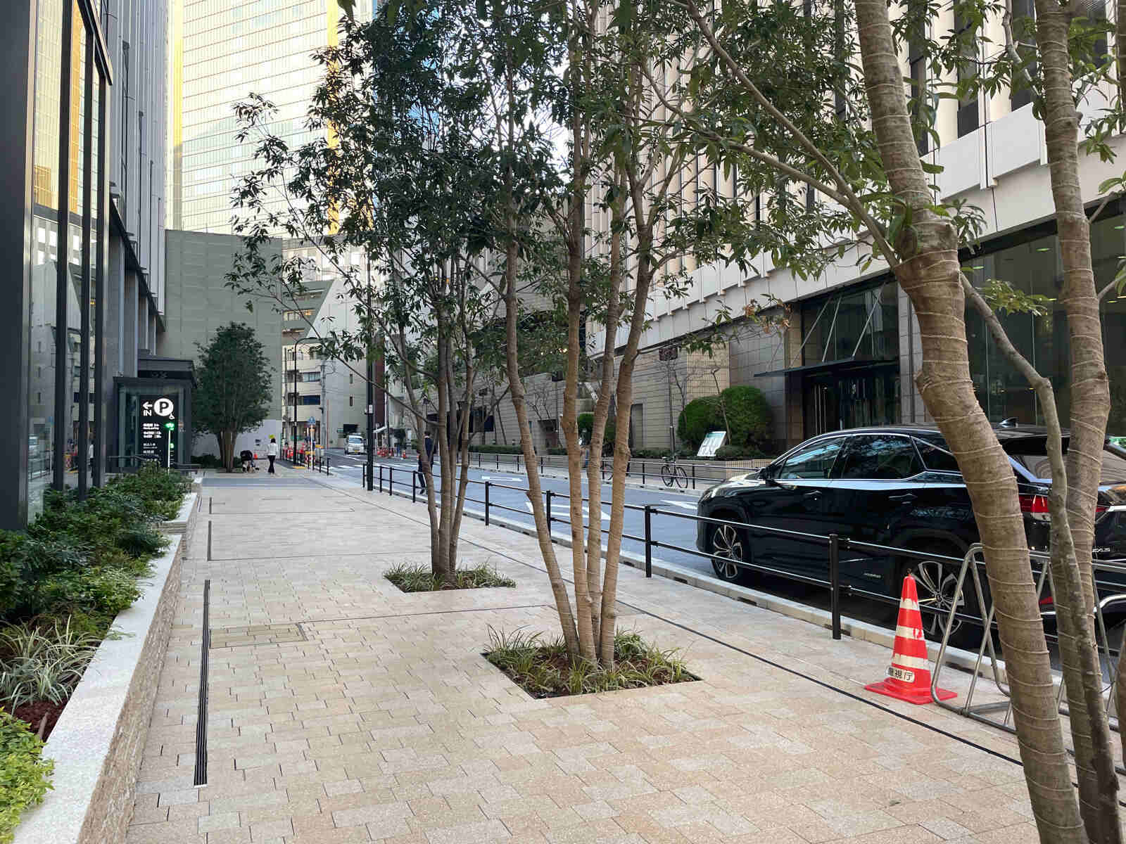 赤坂トラストタワー