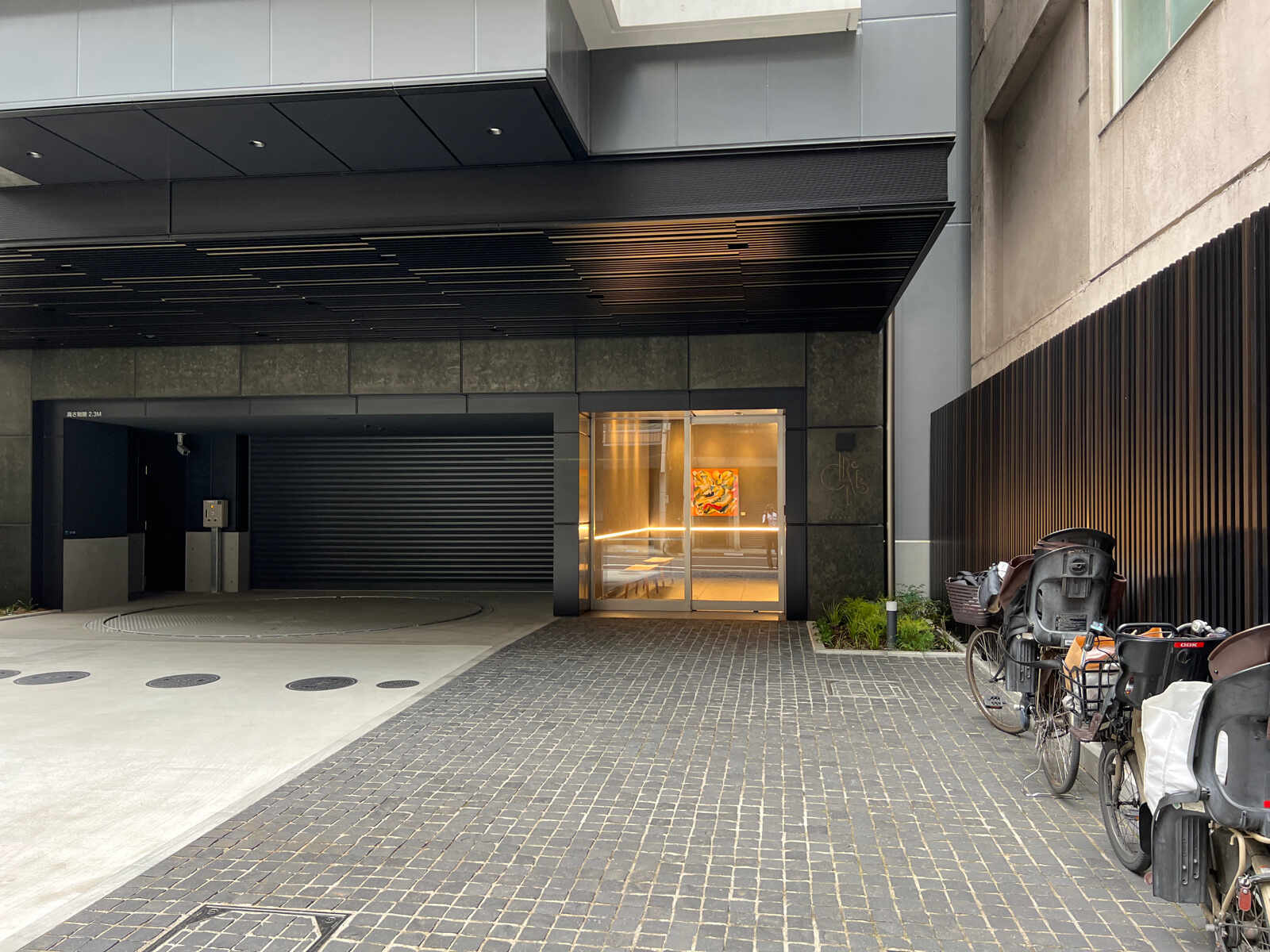 虎ノ門リンク(旧：CIRCLES新橋）
