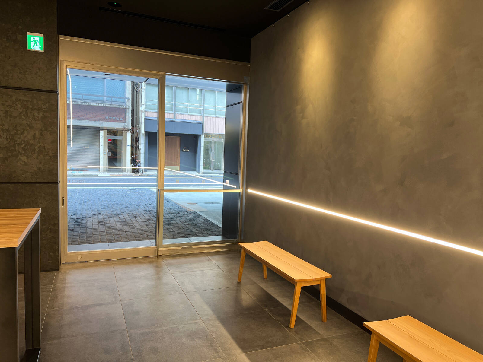 虎ノ門リンク(旧：CIRCLES新橋）