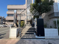 ルームス・ヒガ メインビルディング