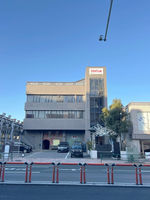 ルームス・ヒガ メインビルディング