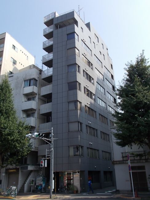 アダチビル